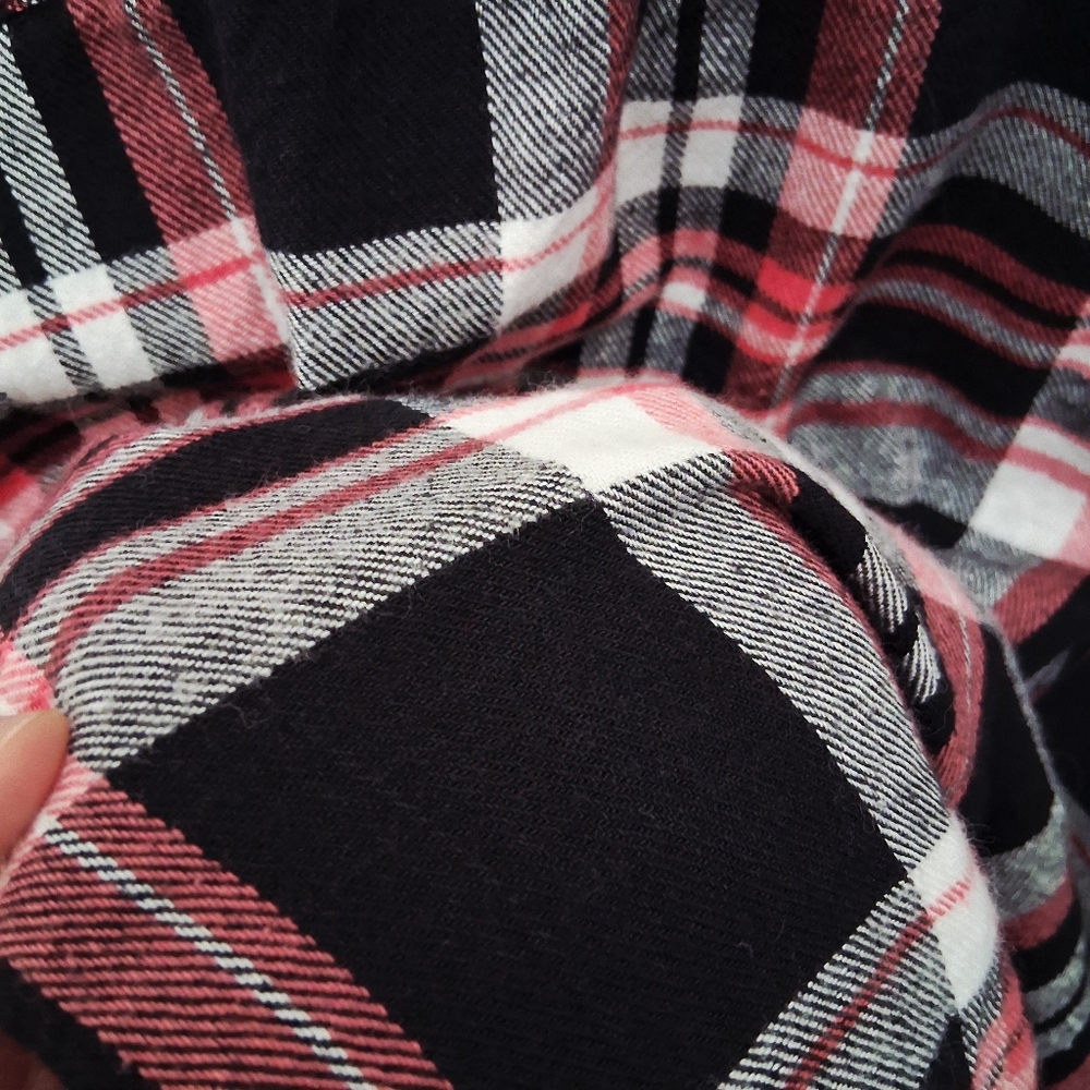 🎉NW Roaman's Black and Red Plaid Button Down Shirt - Picture 7 of 7